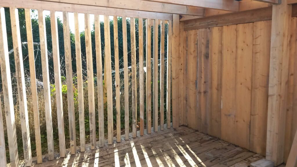 Zonnescherm gemaakt met recup hout