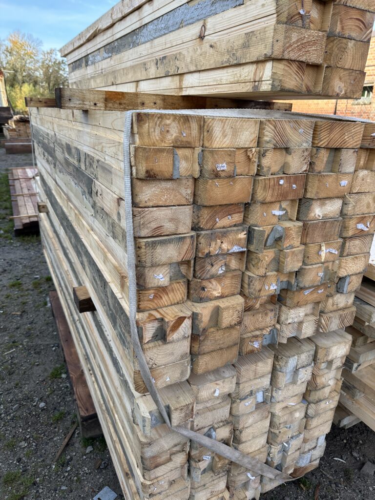 Gerecycleerd hout